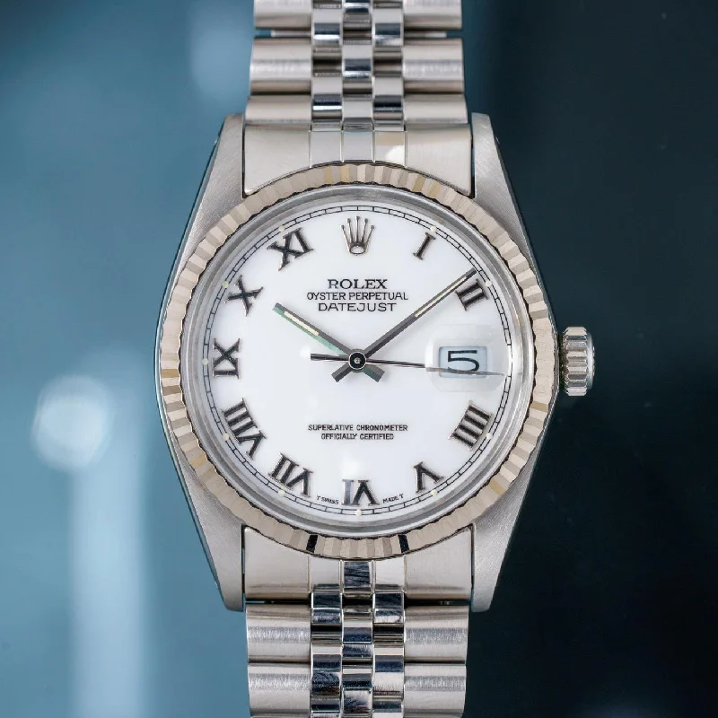 Retro-Inspired Quartz Watches for Retro LoversROLEX Datejust 16014 White Roman SS/WG