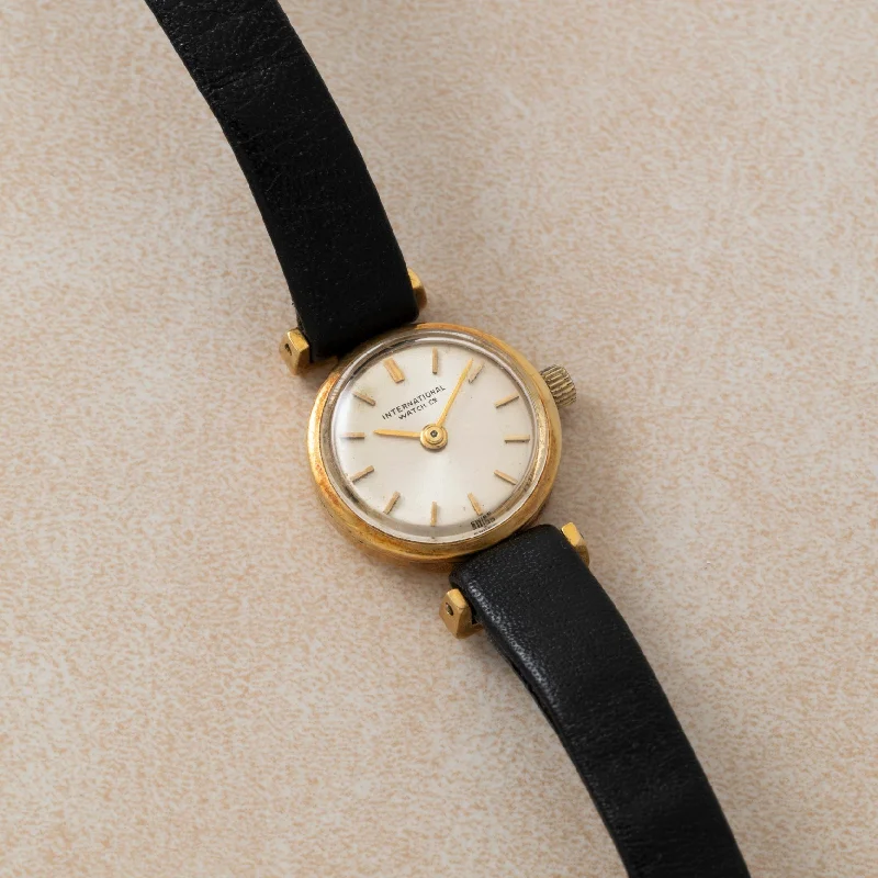 Retro-Inspired Quartz Watches for Retro LoversIWC Gold Dress Watch