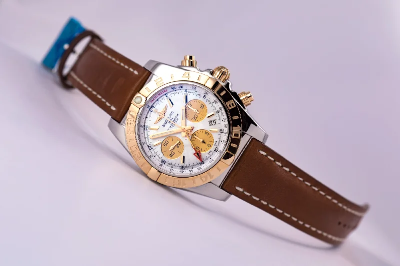 Alloy Cased Watches for Affordable QualityBreitling Chronomat 44 GMT 18kt gold/Steel Mother of Pearl Dial