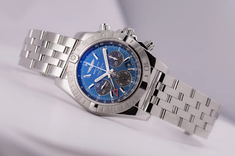 Minimalist Analog Watches for Everyday WearBreitling Chronomat 44 GMT Blue Dial Automatic In-House